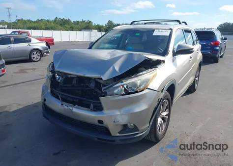 2015 Toyota Highlander Xle V6 from USA, damaged, VIN 5TDKKRFH9FS098648